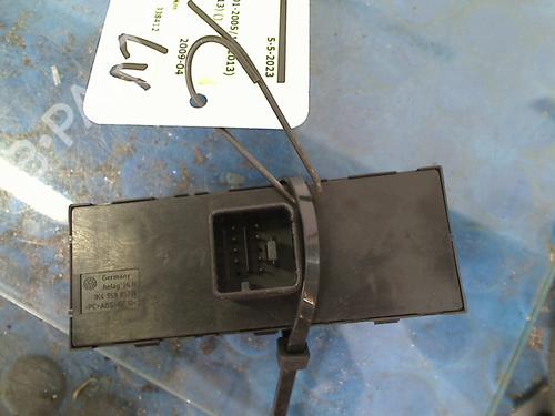 Left front window switch SEAT LEON (1P1) 2.0 TDI | BP25374988I27 
