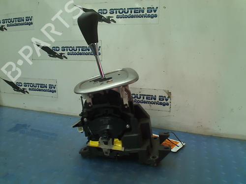 Used Gear lever TOYOTA AYGO (_B1_) 1.0 (KGB10_, KGB10R) (68 hp) 11301626