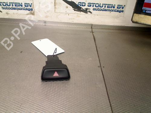 Used Warning switch KIA PICANTO II (TA) 1.0 (69 hp) 31048852