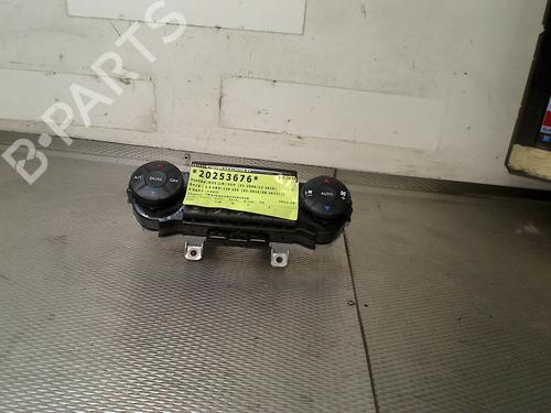 Used Climate control HYUNDAI ix35 (LM, EL, ELH) 2.0 CRDi 4WD (136 hp) 30622062