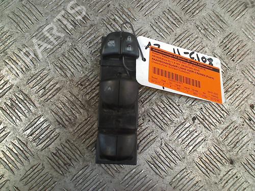 Used Left front window switch NISSAN JUKE (F15) 1.6 (117 hp) 11311492
