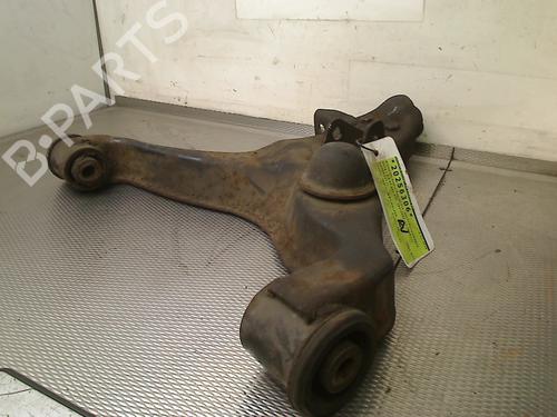 Used Right front suspension arm Right front suspension arm MITSUBISHI PAJERO III Canvas Top (V6_W, V7_W) 3.5 V6 GDI (V65W, V75W) (203 hp) 33337341 33337341