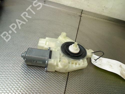 Used Right rear window motor Right rear window motor SKODA FABIA III (NJ3) 1.2 TSI (90 hp) 35946728 35946728