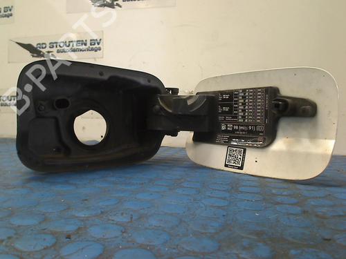Fuel flap MERCEDES-BENZ C-CLASS (W204) C 63 AMG (204.077) | BP11263700C131 