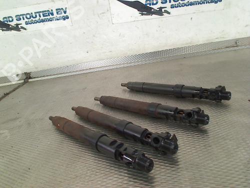 Used Injector Injector PEUGEOT 3008 I MPV (0U_) 2.0 HDi Hybrid4 (0URHCA) (200 hp) 33940882 33940882