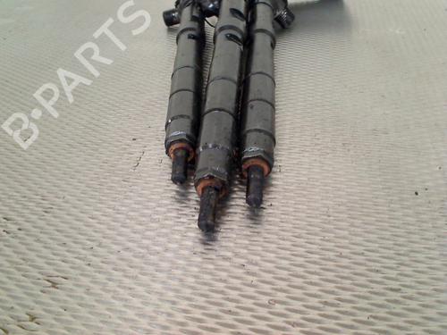 Injector SEAT IBIZA IV ST (6J8, 6P8) 1.2 TDI | BP29585593M100 