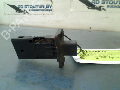 Used Mass air flow sensor Mass air flow sensor BMW 5 Touring (G31) 520 i (184 hp) 13702730 13702730