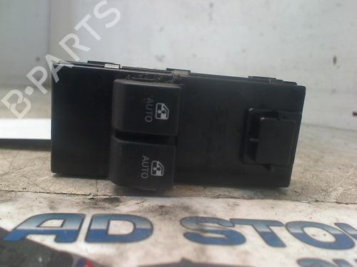 Used Left front window switch KIA CEE'D Sportswagon (JD) 1.4 CVVT (100 hp) 11319070