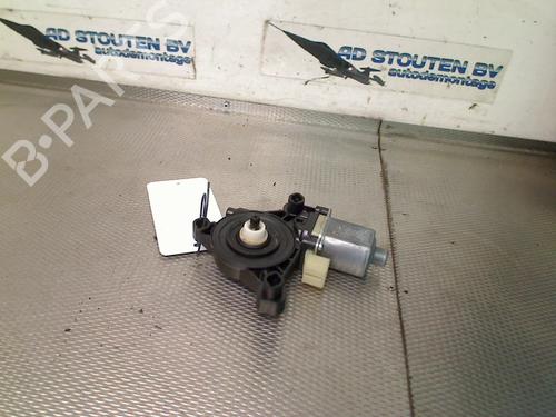 Used Left front window motor AUDI A3 Sportback (8VA, 8VF) 1.4 TFSI e-tron (204 hp) 28421799