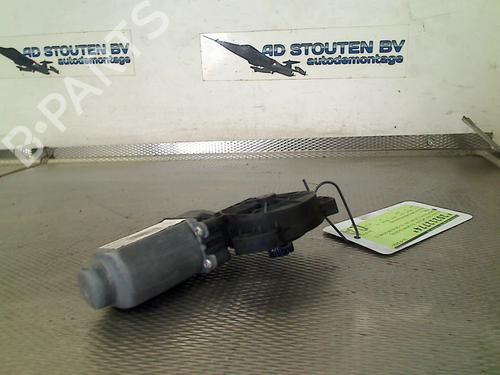 Used Right rear window motor HYUNDAI ix35 (LM, EL, ELH) 1.6 (135 hp) 31039982