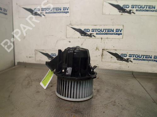 Used Heater blower motor AUDI Q5 (8RB) 2.0 TFSI quattro (211 hp) 30480330