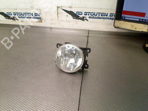 Used Right front fog light CITROËN C4 CACTUS 1.2 VTi 82 (82 hp) 30167657