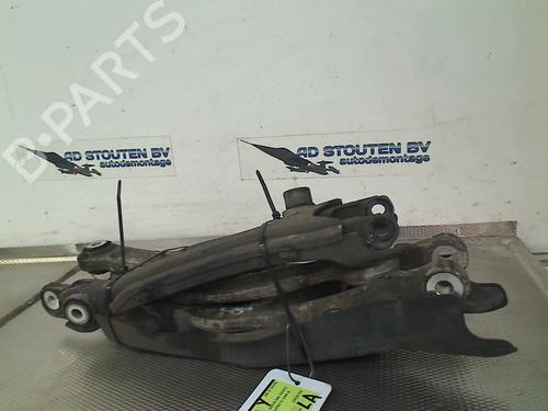 Used Right front suspension arm MERCEDES-BENZ C-CLASS (W205) C 180 BlueTEC / d (205.036) (116 hp) 29472087
