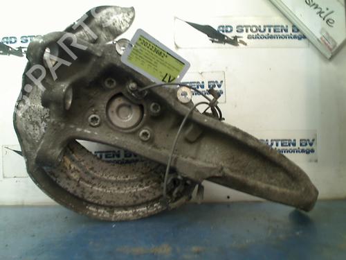 Used Left front steering knuckle BMW 5 Touring (G31) 520 i (184 hp) 13580392