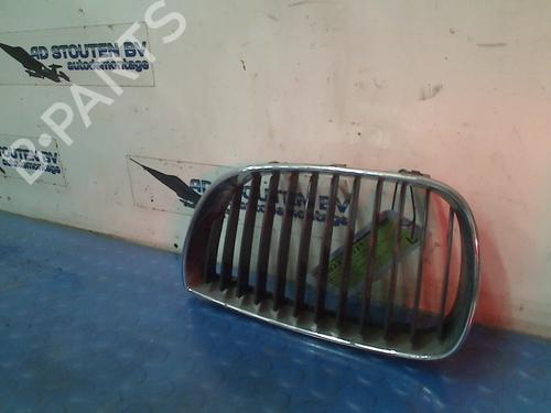 Used Grille BMW 1 (E87) 116 i (115 hp) 11380889