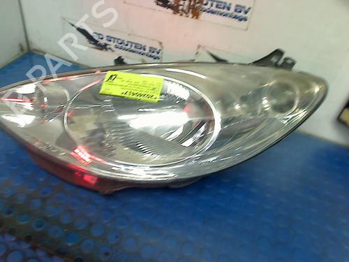 Lyskaster venstre PEUGEOT 1007 (KM_) 1.4 HDi (68 hp) 31269853