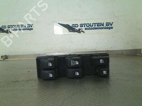 Comutador vidro frente esquerdo HYUNDAI TUCSON (JM) 2.0 (141 hp) 31286344