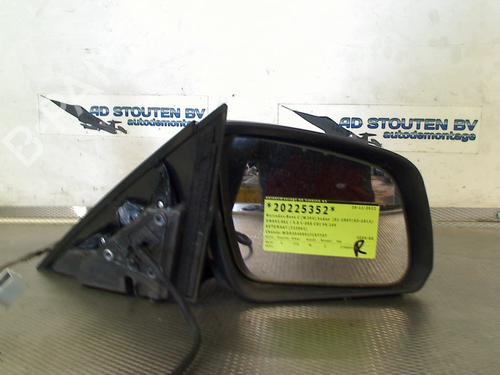 Retrovisor direito MERCEDES-BENZ C-CLASS (W204) C 320 CDI 4-matic (204.089) (224 hp) 31115082