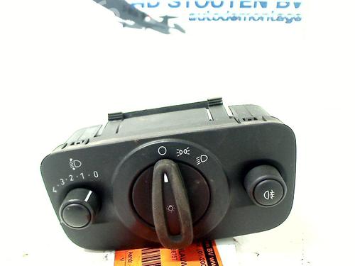 Used Headlight switch FORD FIESTA VI (CB1, CCN) 1.25 (60 hp) 11300208