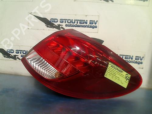 Achterlicht rechts MERCEDES-BENZ B-CLASS Sports Tourer (W246, W242) B 220 CDI / d (246.203) (170 hp) 13042576