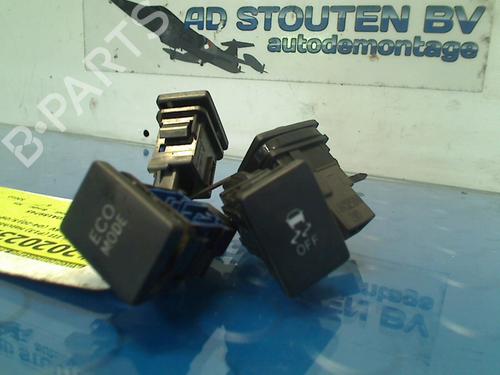 Switch TOYOTA YARIS (_P13_) 1.5 Hybrid (NHP130_) | BP11324926I30 