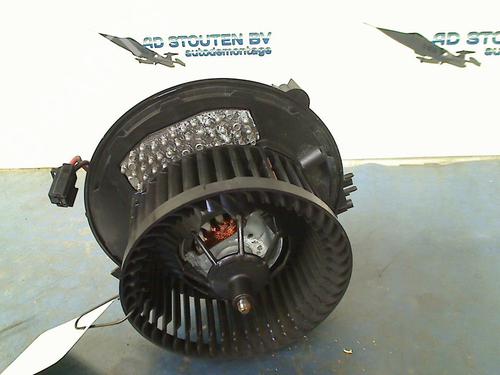 Heater blower motor VW GOLF VIII (CD1, DA1) 2.0 GTI | BP18949213M62 