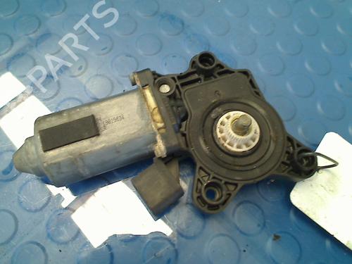 Rudehejsemotor forskærm venstre MERCEDES-BENZ S-CLASS (W220) S 320 (220.065, 220.165) | BP11263900E21 