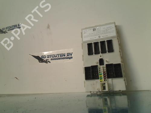 Used Fuse box Fuse box BMW 3 (F30, F80) 330 e (252 hp) 13520321 13520321