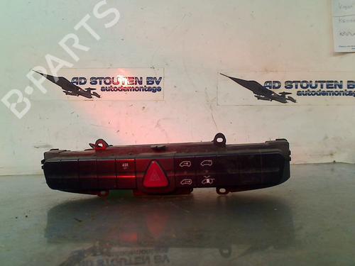 Used Warning switch MERCEDES-BENZ VITO / MIXTO Van (W639) 109 CDI (639.601, 639.603, 639.605) (88 hp) 17446069