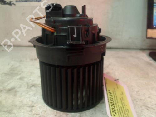 Heater blower motor RENAULT CLIO IV (BH_) 0.9 TCe 90 (BHNF, BHMA, BHMH, BHJK, BHJR) | BP11262263M62 