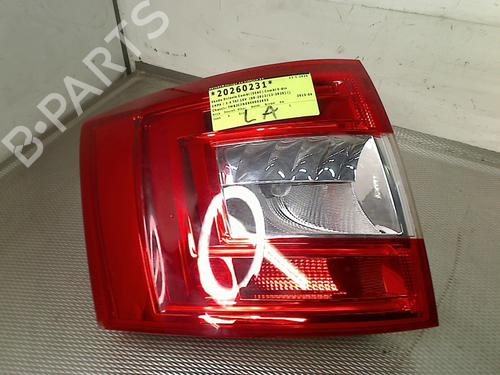Używane Lampa tylna lewa SKODA OCTAVIA III Combi (5E5, 5E6) 1.4 TSI (140 hp) 32341971