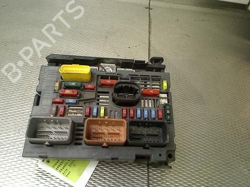 Used Fuse box Fuse box CITROËN C5 III Break (RW_) 1.6 THP 155 (156 hp) 33448536 33448536