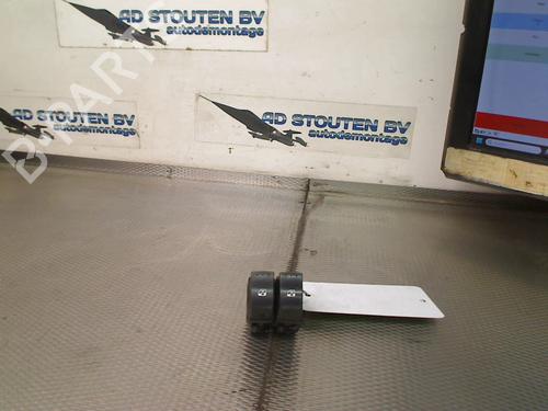 Used Left front window switch Left front window switch RENAULT KANGOO Express (FW0/1_) 1.5 dCi 75 (FW07, FW10, FW04) (75 hp) 39974837 39974837