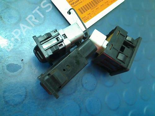 Switch TOYOTA HIACE IV Van (__H1_, __H2_) 2.5 D-4D (KLH12, KLH22) | BP11303953I30 