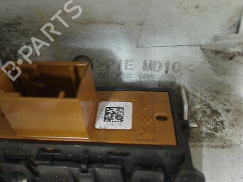 Interior roof light PEUGEOT 208 I (CA_, CC_) 1.2 VTI 82 | BP11319568I8