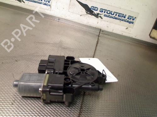 Right rear window motor SEAT LEON ST (5F8) 1.6 TDI | BP30888135E22