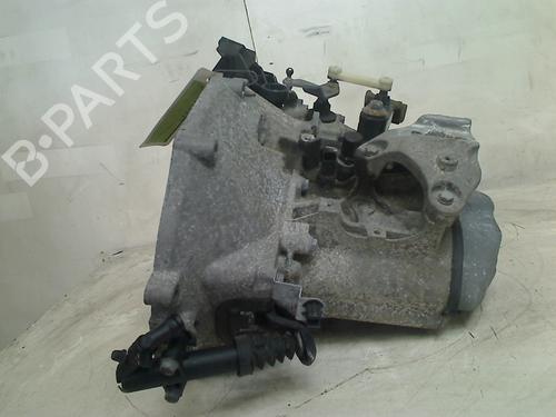 Girkasse Girkasse PEUGEOT 208 I (CA_, CC_) 1.2 VTI 82 (82 hp) 36113213 36113213