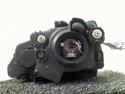 Right headlight KIA SORENTO I (JC) 2.4 | BP23270354C29 