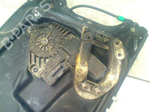 Front right window mechanism LAND ROVER RANGE ROVER SPORT I (L320) 2.7 D 4x4 | BP11296738C23 