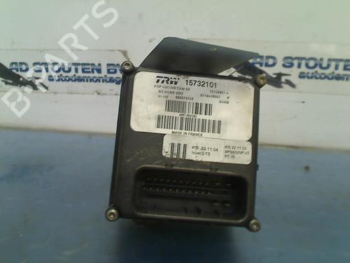 Used ABS pump PEUGEOT 407 (6D_) 2.0 (6DRFNB, 6DRFNE) (136 hp) 13720221