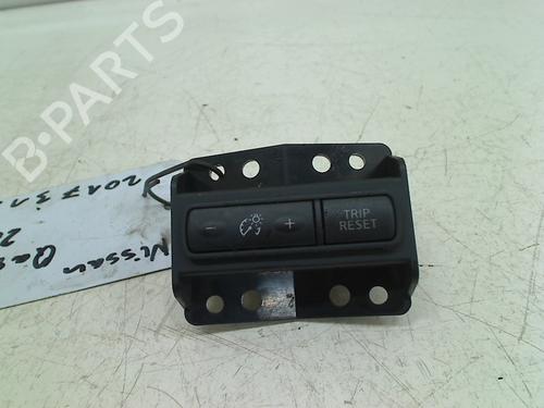 Used Switch NISSAN QASHQAI II SUV (J11, J11_) 1.2 DIG-T (115 hp) 13123687
