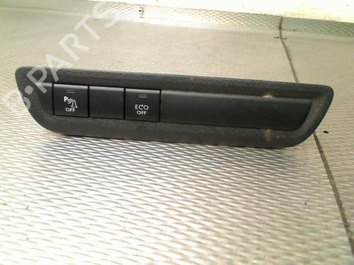 Used Switch PEUGEOT 2008 I (CU_) 1.2 THP 130 / PureTech 130 (130 hp) 30742733