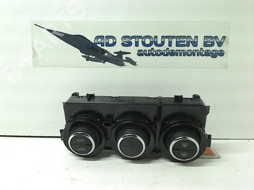 AC Styreenhet / Manøvreringsenhet OPEL CORSA E (X15) 1.0 (08, 68) (90 hp) 11303826