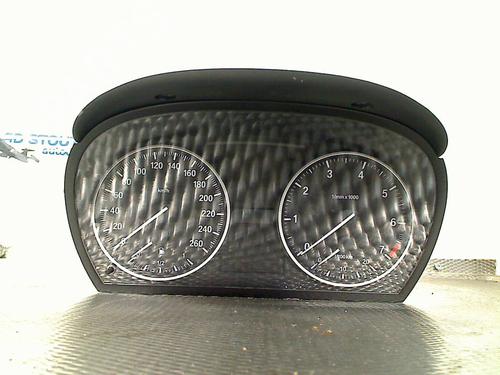 Used Display monitor BMW 3 Touring (E91) 318 i (143 hp) 31268267