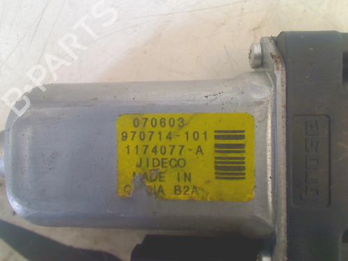 Right front window motor VOLVO V70 III (135) 2.5 T | BP11300251E20 