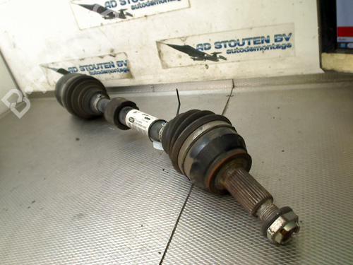 Aandrijfas links voor JAGUAR I-PACE (X590) EV400 AWD (400 hp) 31296570