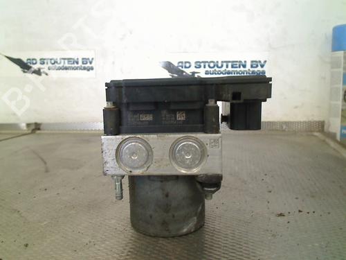 Used ABS pump CITROËN C4 CACTUS 1.2 THP 110 (110 hp) 28575869