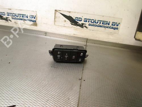 Comutador KIA STONIC (YB) 1.0 T-GDi Eco-Dynamics+ (101 hp) 33017976