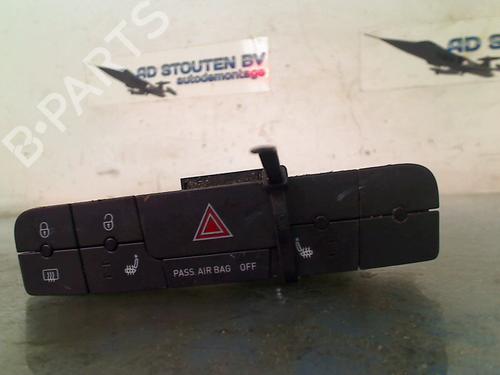 Used Warning switch Warning switch SEAT IBIZA IV (6J5, 6P1) 1.6 TDI (90 hp) 36218639 36218639