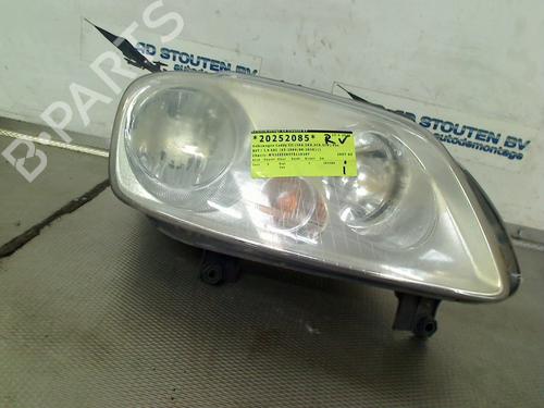 Used Right headlight VW CADDY III Box Body/MPV (2KA, 2KH, 2CA, 2CH) 2.0 SDI (70 hp) 29887564